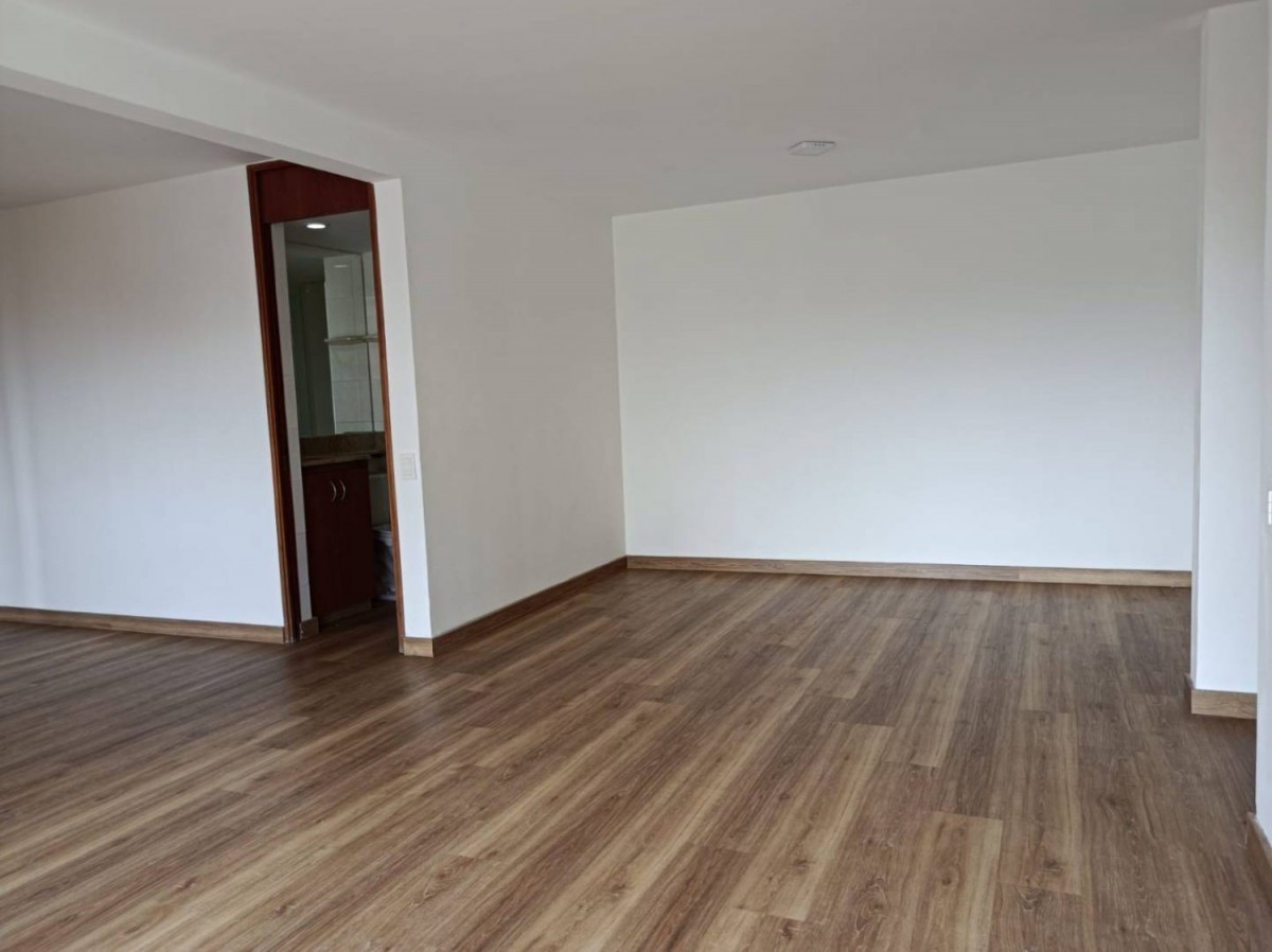 Apartamento en arriendo en Los Balsos, Medellín · foto 9 de 19