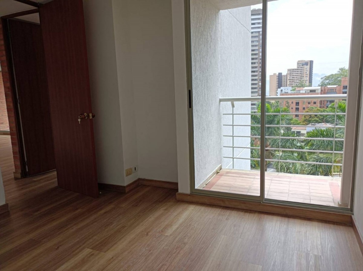 Apartamento en arriendo en Los Balsos, Medellín · foto 10 de 19
