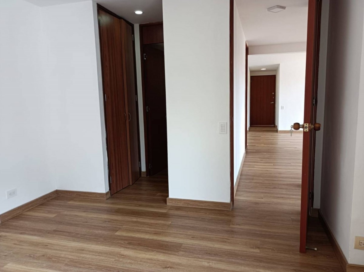 Apartamento en arriendo en Los Balsos, Medellín · foto 11 de 19