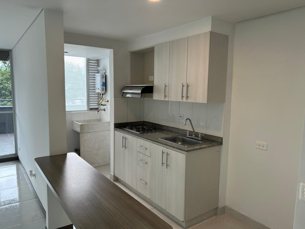 Apartamento en venta en Boston, Medellín 2
