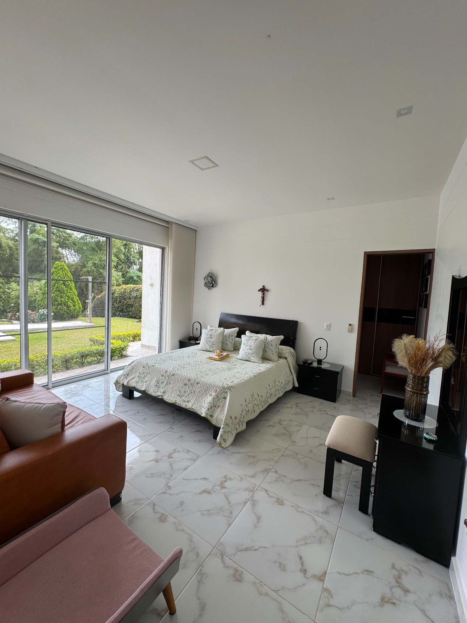 Casa en venta en Tribunas Corcega, Pereira · foto 4 de 18