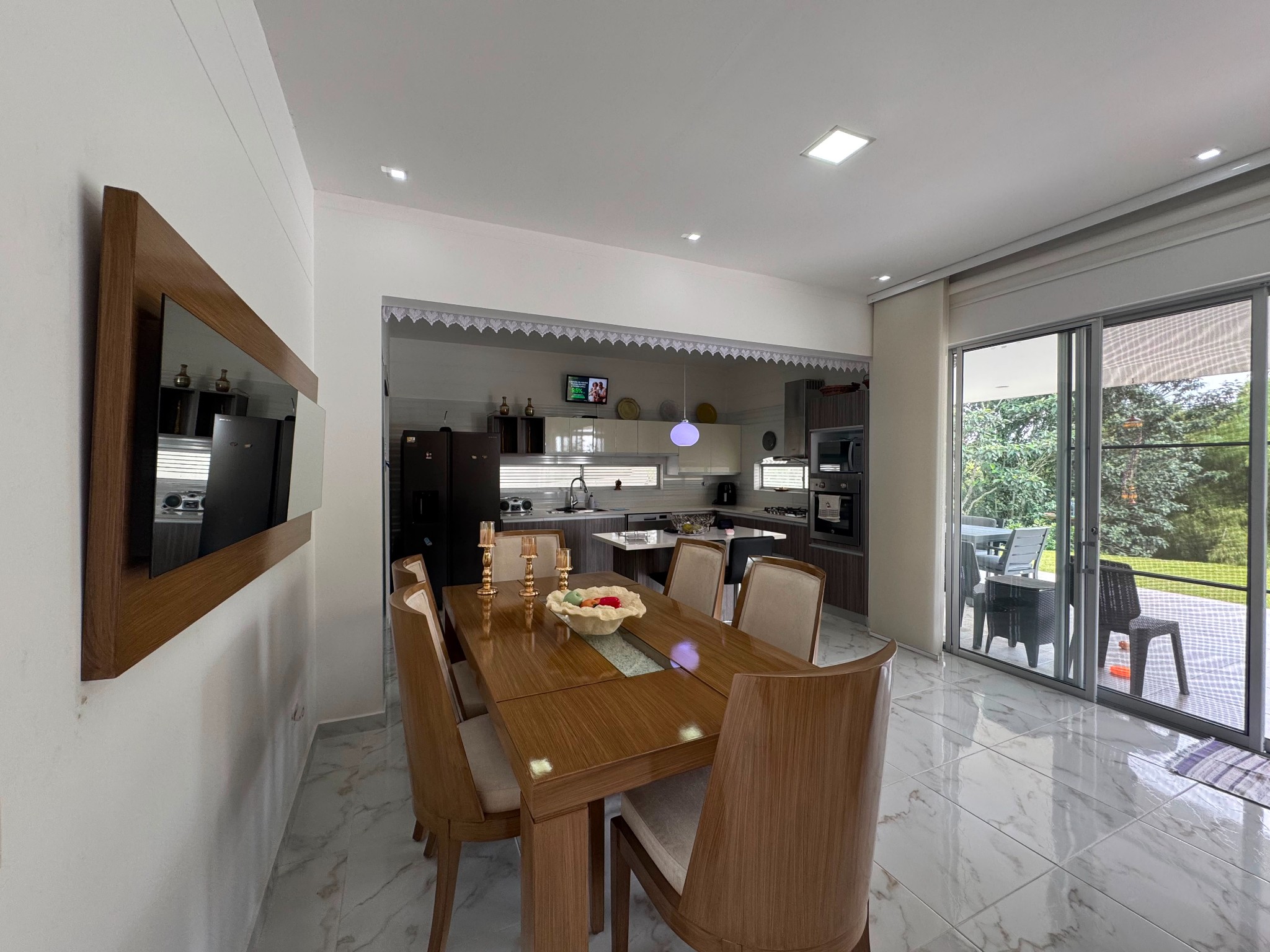 Casa en venta en Tribunas Corcega, Pereira · foto 2 de 18