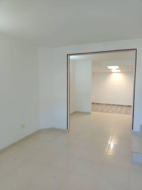 Casa de 3 alcobas en venta en Angel Maria Camacho, Jamundí, 60 m² · foto 3 de 23