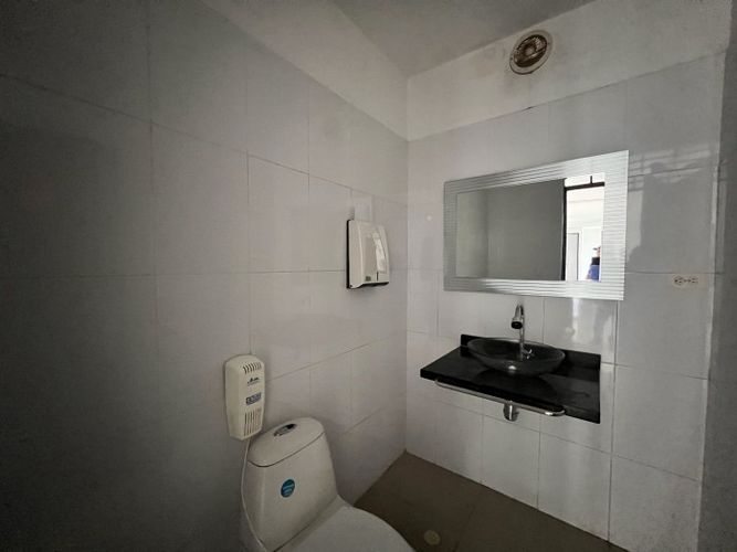 Edificio en arriendo en Cañaverales, Cali, 230 m² · foto 6 de 18