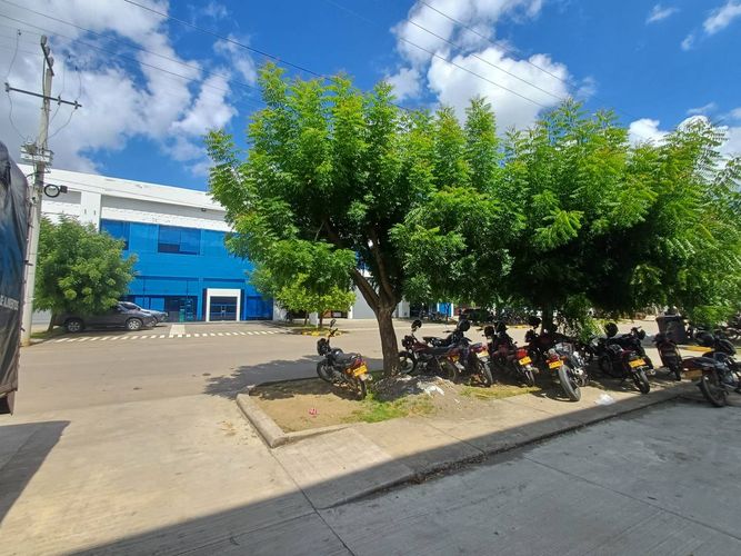 Bodega en arriendo en Los Pericos, Montería, 635 m² · foto 2 de 17