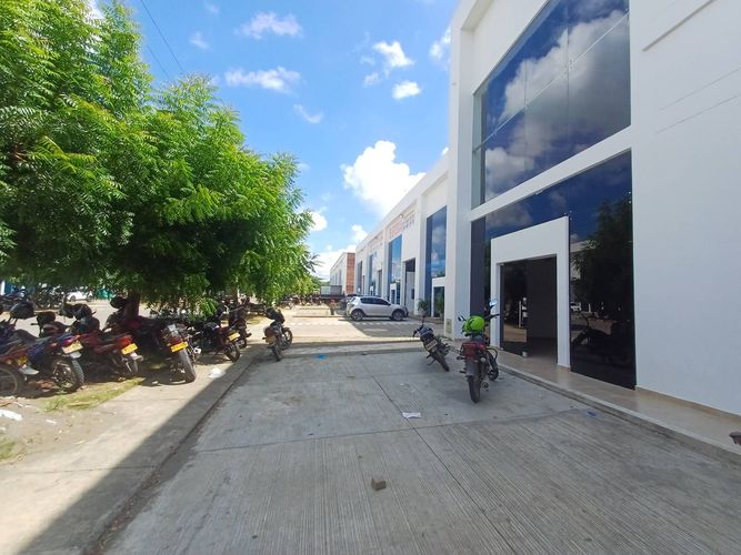Bodega en arriendo en Los Pericos, Montería, 635 m² · foto 3 de 17