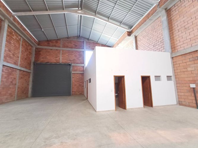 Bodega en arriendo en Los Pericos, Montería, 635 m² · foto 14 de 17