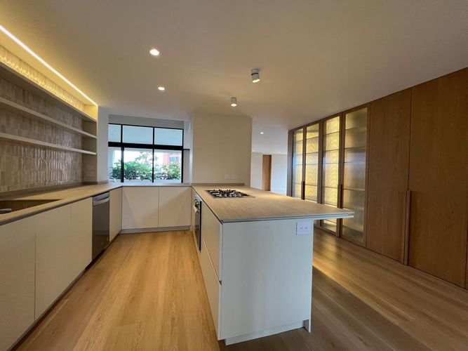 Apartamento de 3 alcobas en arriendo en Las Lomas, Medellín, 320 m² · foto 3 de 20