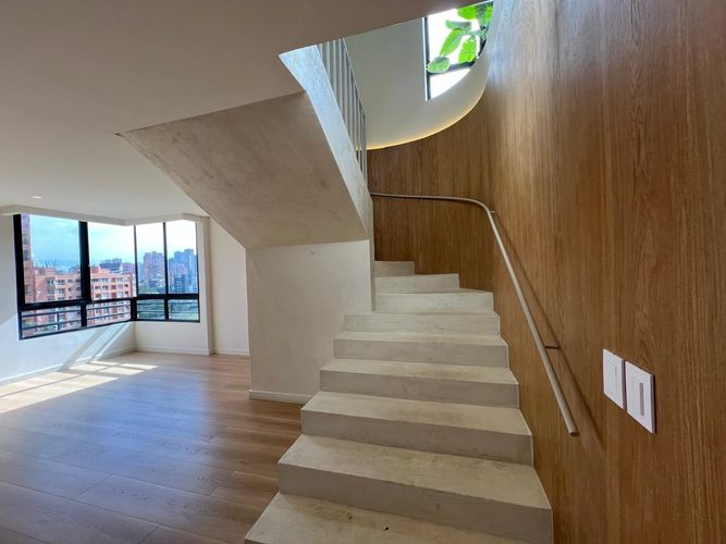 Apartamento de 3 alcobas en arriendo en Las Lomas, Medellín, 320 m² · foto 17 de 20