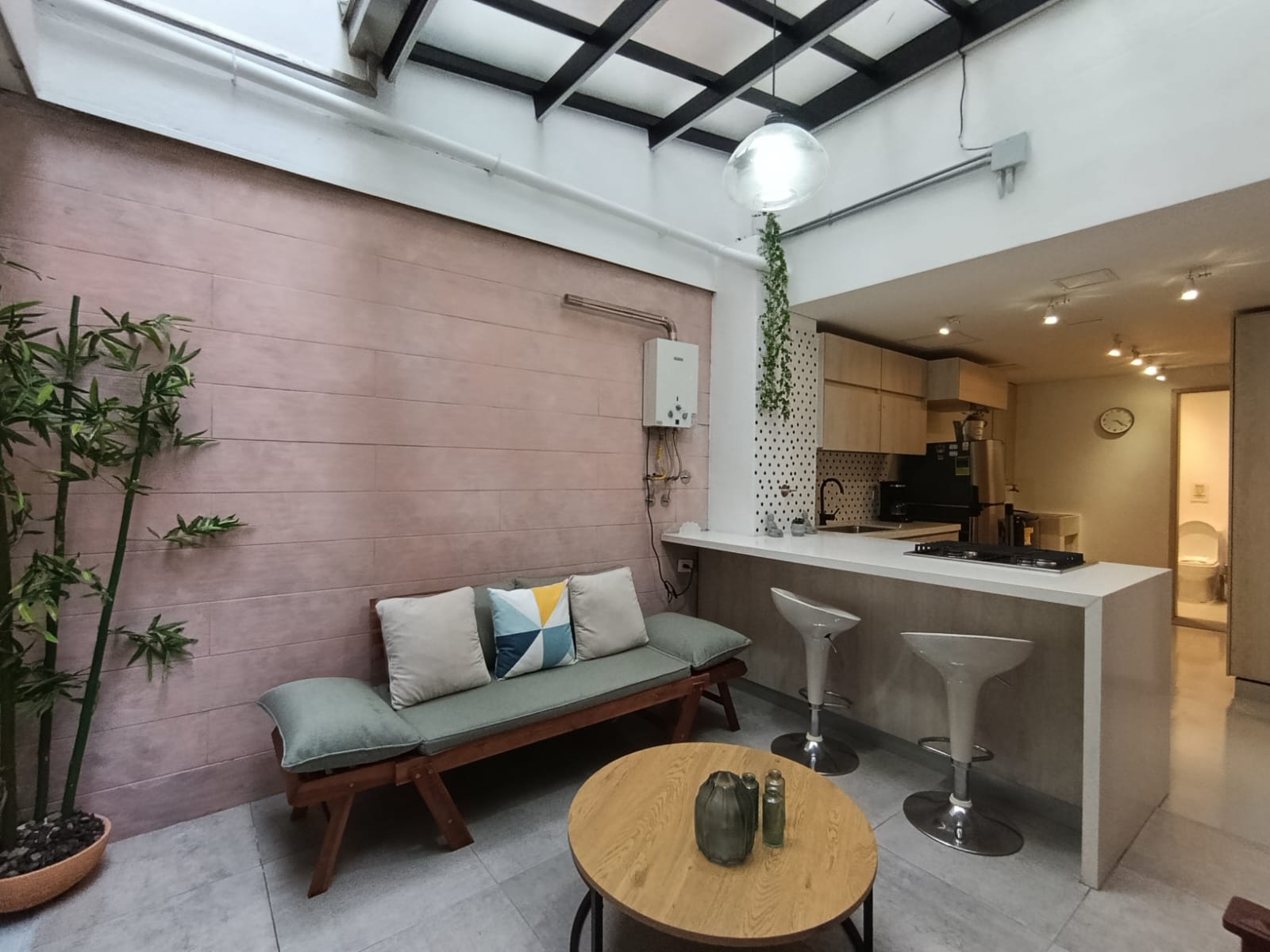 1BR Apartment in Provenza (50 m²) - 4