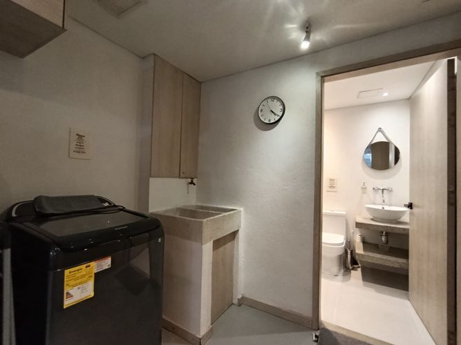 Apartaestudio en arriendo en El Poblado, Medellín, 50 m² · foto 10 de 11
