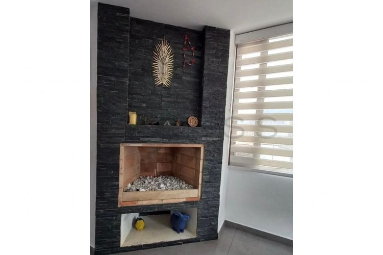 Apartamento en venta en San Luis, Bogotá · foto 2 de 17