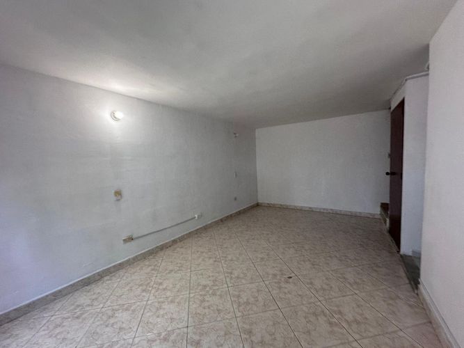 Oficina en arriendo en Los Naranjos, Medellín, 90 m² · foto 8 de 13