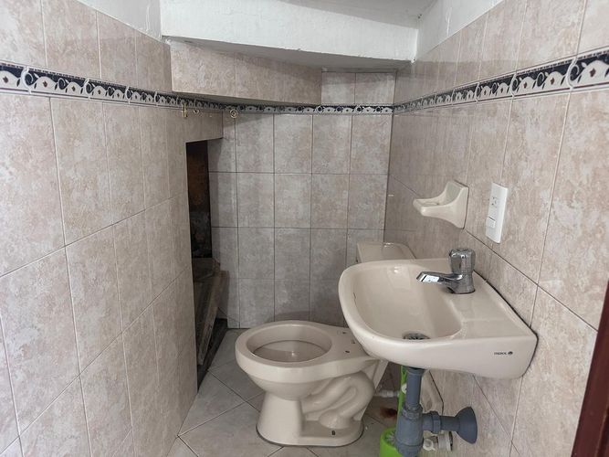 Oficina en arriendo en Los Naranjos, Medellín, 90 m² · foto 12 de 13