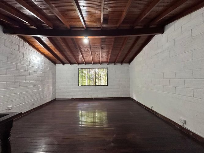 Oficina en arriendo en Los Naranjos, Medellín, 90 m² · foto 6 de 13