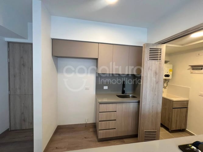Apartamento de 3 alcobas en arriendo en Ciudad Del Río, Medellín, 88 m² · foto 3 de 19