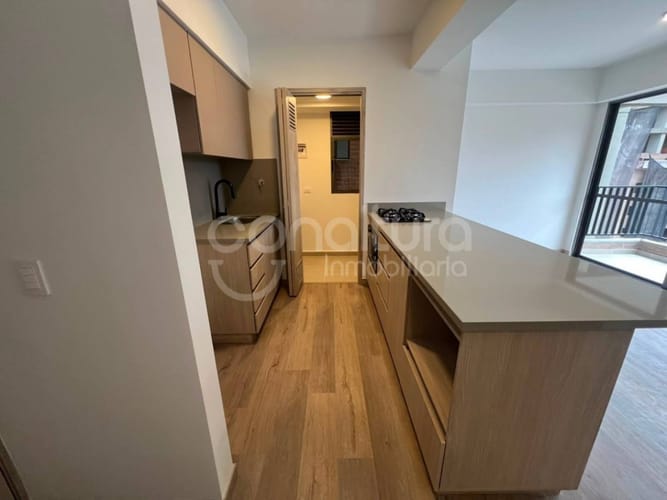 Apartamento de 3 alcobas en arriendo en Ciudad Del Río, Medellín, 88 m² · foto 7 de 19
