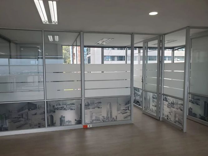 Oficina en venta en El Poblado, Medellín, 170 m² · foto 2 de 10