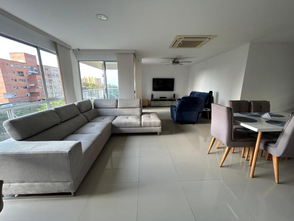 Apartamento en venta en Villa Del Este, Barranquilla · foto 2 de 19