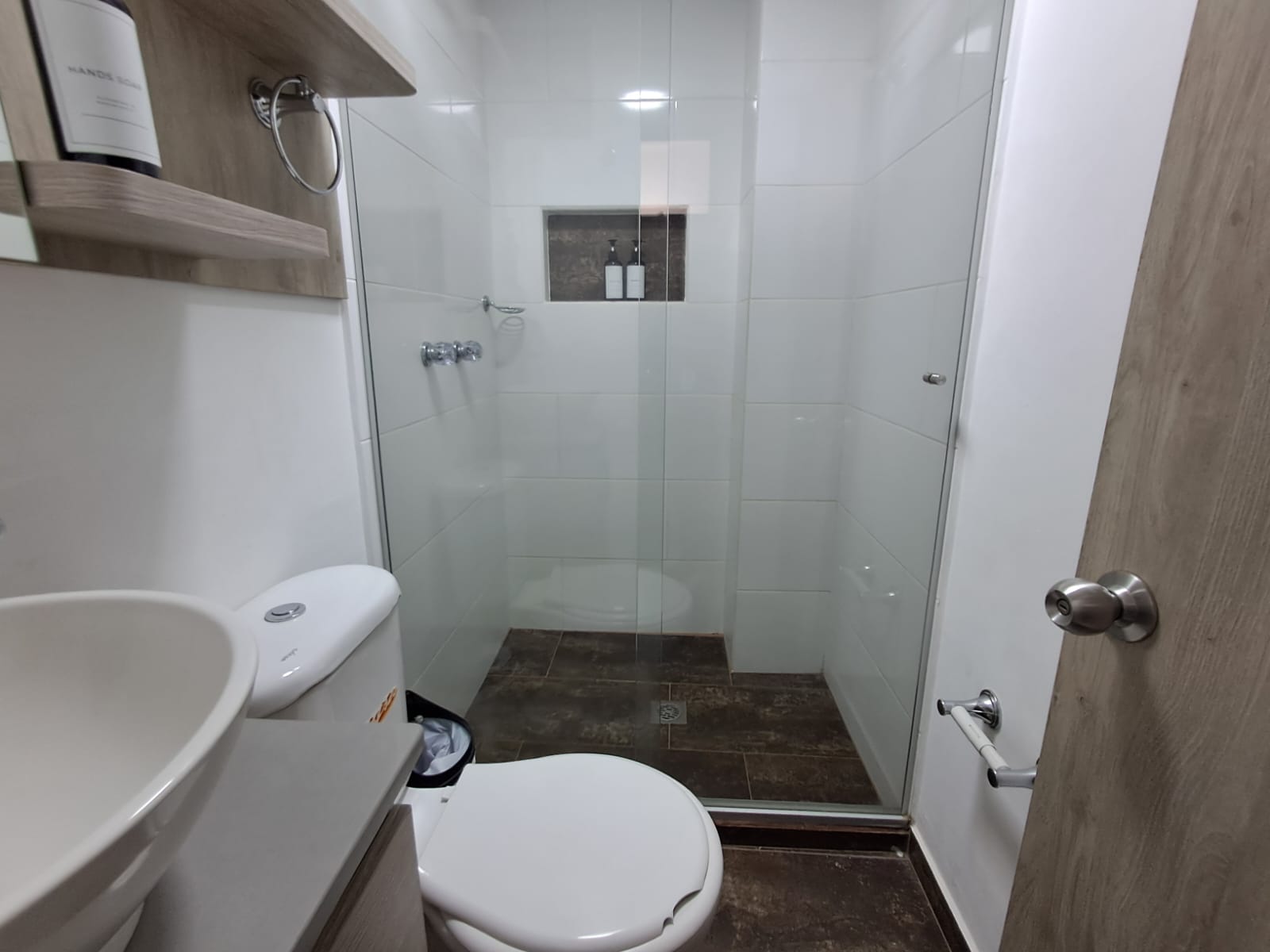 Apartaestudio en arriendo en Laureles, Medellín · foto 8 de 13