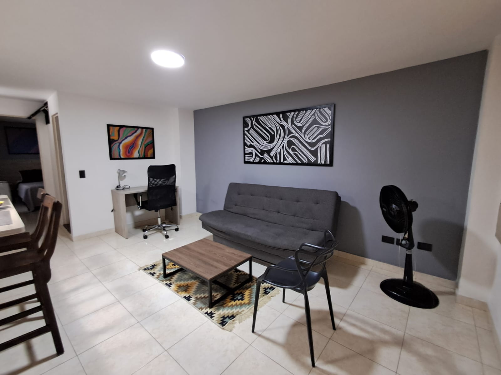 Apartaestudio en arriendo en Laureles, Medellín · foto 9 de 13
