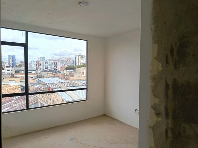 Apartamento en venta en Granada Norte, Bogotá · foto 6 de 12