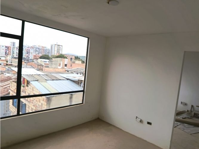 Apartamento en venta en Granada Norte, Bogotá · foto 9 de 12