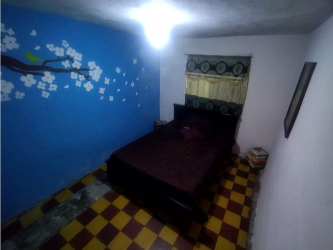 Casa de 6 alcobas en venta en La Milagrosa, Medellín, 124 m² · foto 9 de 24