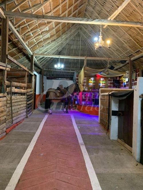 Finca en venta en Zarzal La Luz, Copacabana, 2400 m² · foto 18 de 21