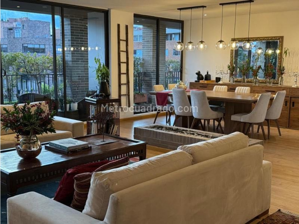 Apartamento en venta en La Carolina, Bogotá · foto 3 de 20