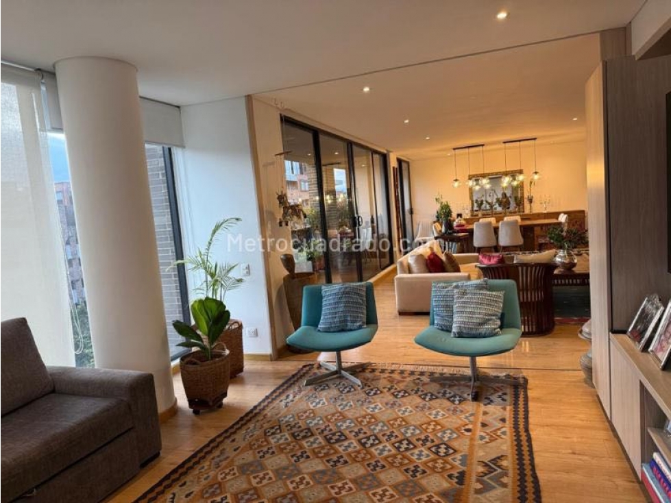 Apartamento en venta en La Carolina, Bogotá · foto 4 de 20