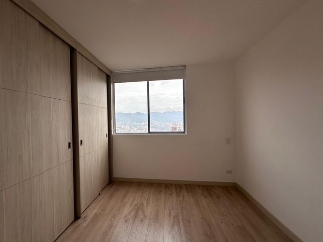 Apartamento de 3 alcobas en arriendo en El Poblado, Medellín, 105 m² · foto 14 de 18