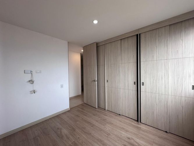 Apartamento de 3 alcobas en arriendo en El Poblado, Medellín, 105 m² · foto 13 de 18