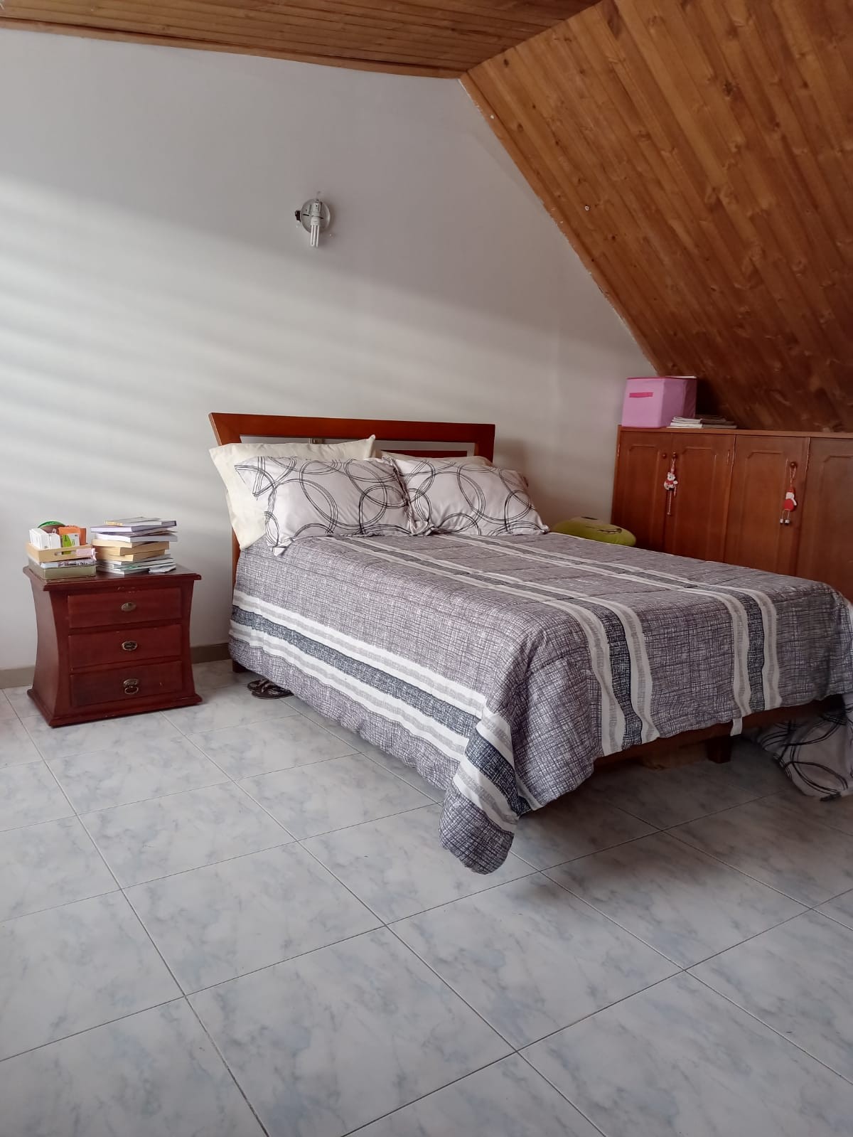 Casa en venta en Portales Del Norte, Bogotá · foto 10 de 13