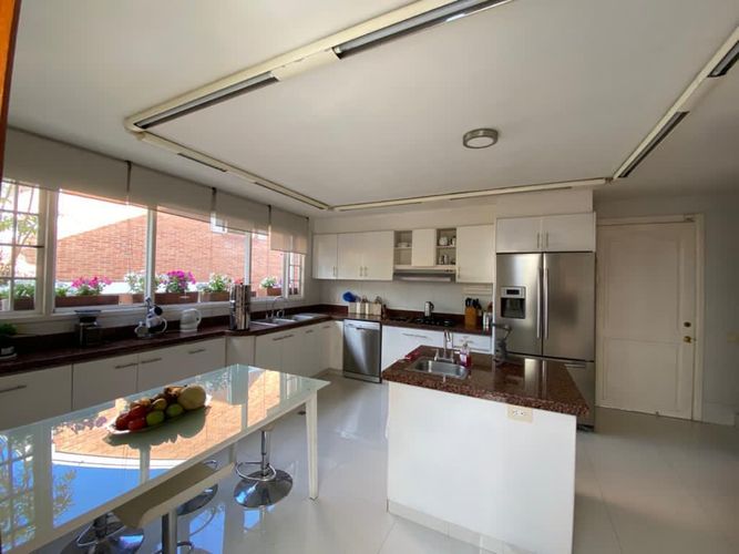 Casa de 4 alcobas en venta en San Jose De Bavaria, Bogotá, 434 m² · foto 8 de 24