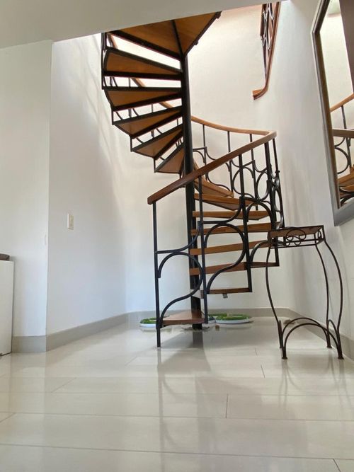 Casa de 4 alcobas en venta en San Jose De Bavaria, Bogotá, 434 m² · foto 12 de 24