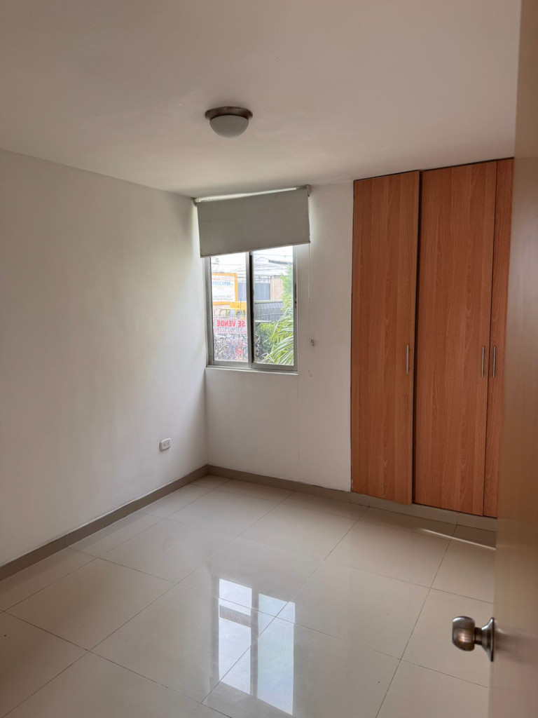 Apartamento en venta en Rafael Garcia Herreros Et Ii, Cúcuta · foto 5 de 17