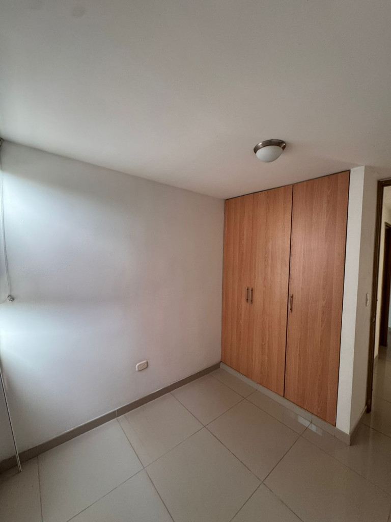 Apartamento en venta en Rafael Garcia Herreros Et Ii, Cúcuta · foto 6 de 17