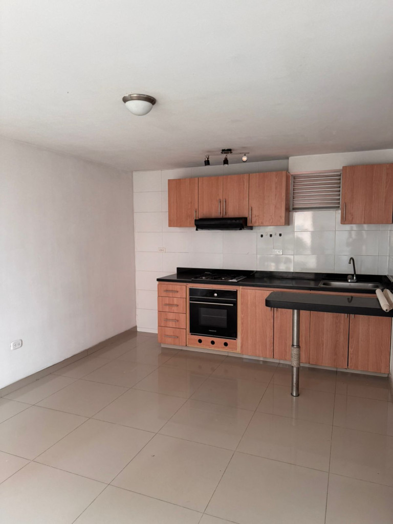 Apartamento en venta en Rafael Garcia Herreros Et Ii, Cúcuta · foto 8 de 17