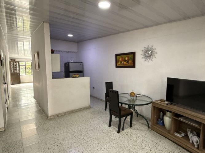 Edificio en venta en La Independencia, Cali, 250 m² · foto 11 de 24