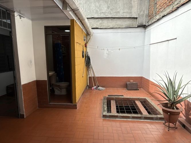 Edificio en venta en La Independencia, Cali, 250 m² · foto 15 de 24