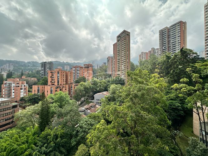 Oficina en arriendo en Altos Del Poblado, Medellín, 54 m² · foto 3 de 21