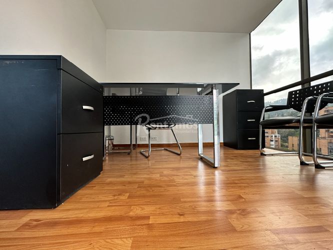 Oficina en arriendo en Altos Del Poblado, Medellín, 54 m² · foto 8 de 21
