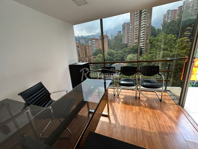 Oficina en arriendo en Altos Del Poblado, Medellín, 54 m² · foto 9 de 21