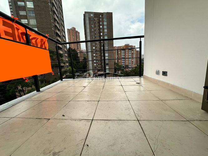 Oficina en arriendo en Altos Del Poblado, Medellín, 54 m² · foto 10 de 21