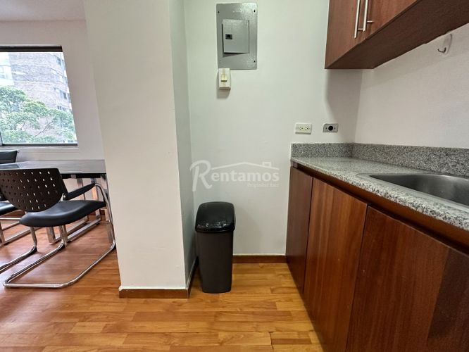 Oficina en arriendo en Altos Del Poblado, Medellín, 54 m² · foto 17 de 21