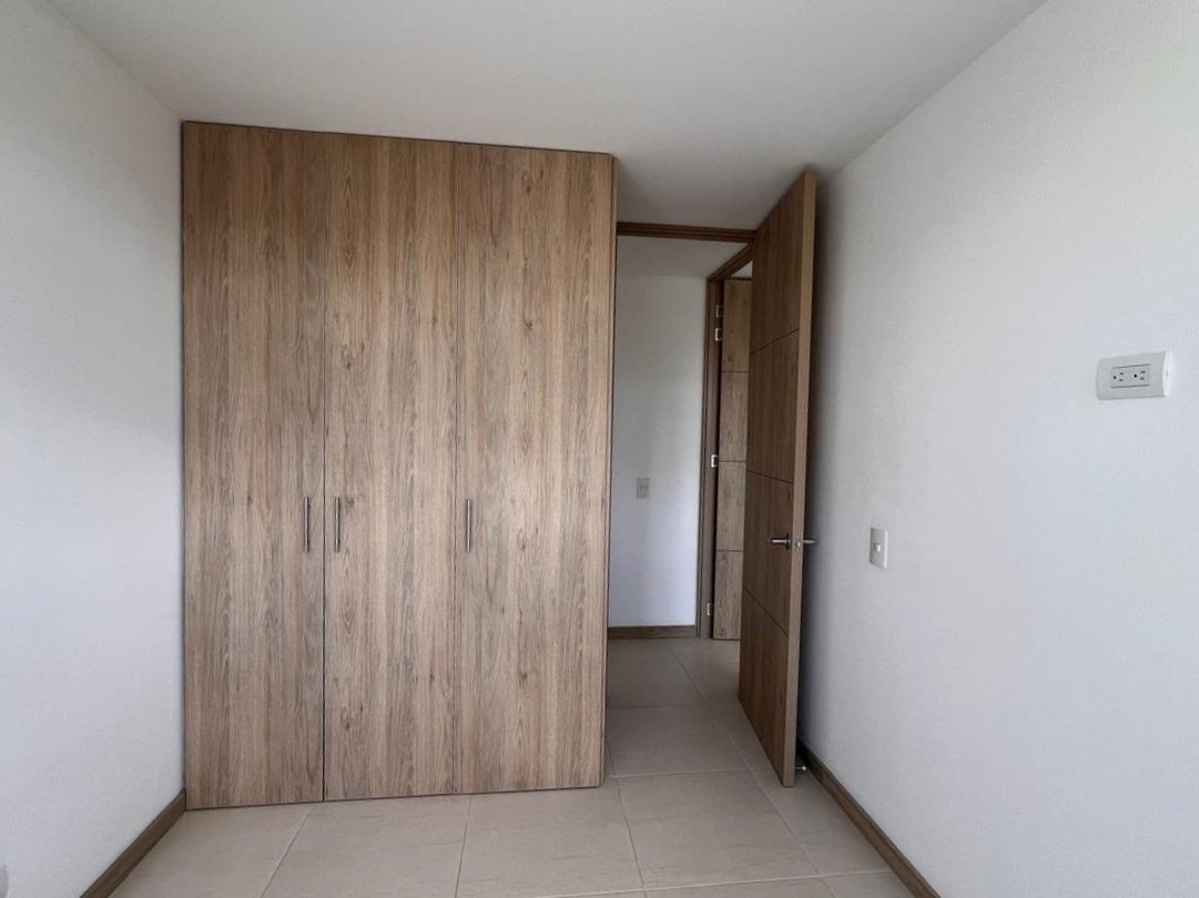 Apartamento en arriendo en Llano Grande, Rionegro · foto 5 de 13