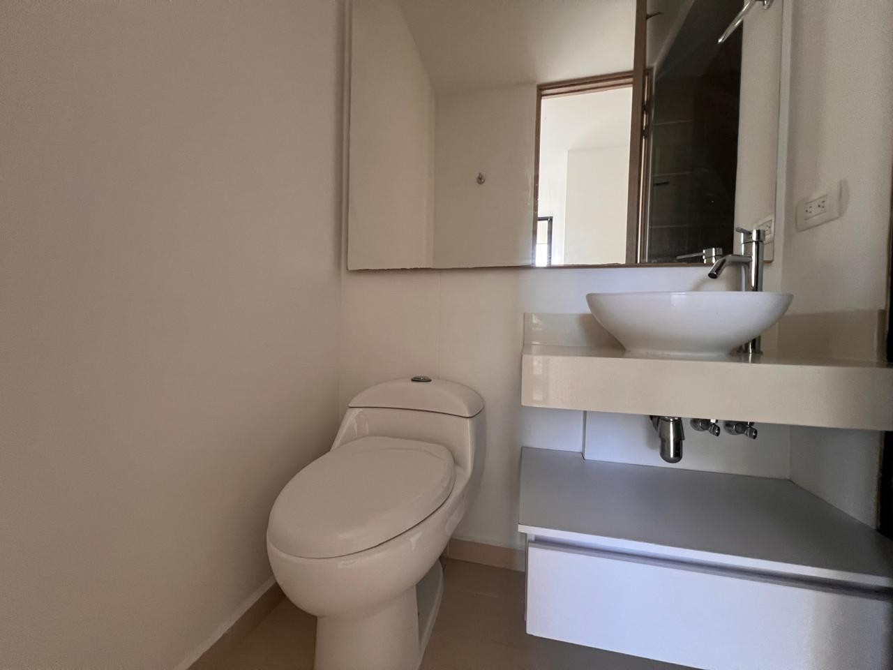 Apartamento en arriendo en Llano Grande, Rionegro · foto 12 de 13