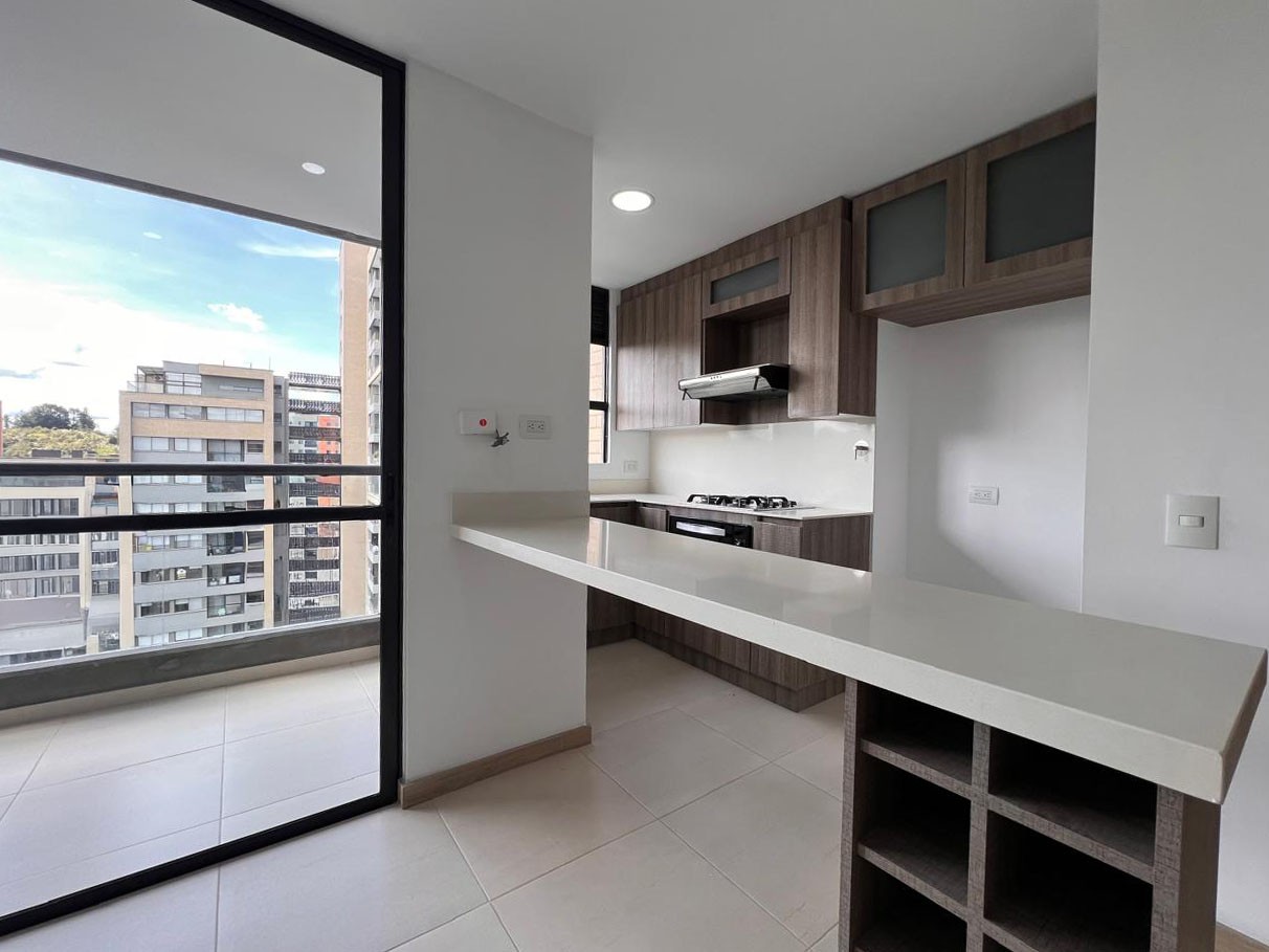 Apartamento en arriendo en Llano Grande, Rionegro · foto 3 de 13