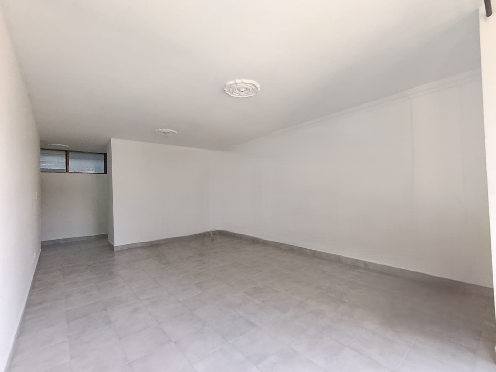 Apartamento en arriendo en Laureles, Medellín · foto 3 de 20